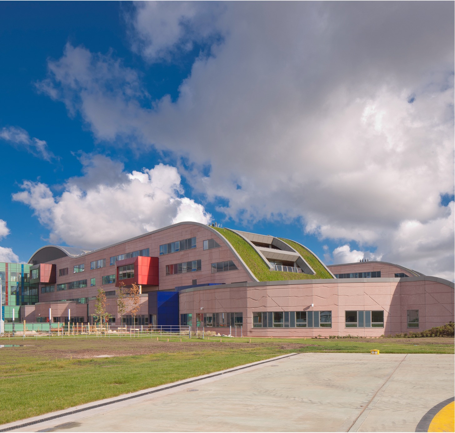 Alder_Hey_exterior_.jpg feature image